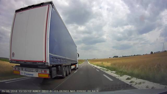 [Image enregistrée par la dashcam avant 2018-06-29T15:55:12+02:00]