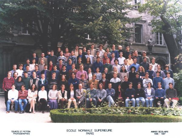 [Photographie de promotion ENS Sciences 1996]