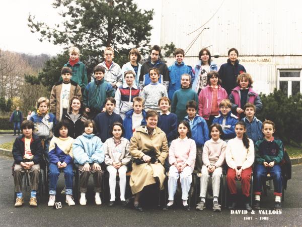 [Photographie de classe 1987–1988]